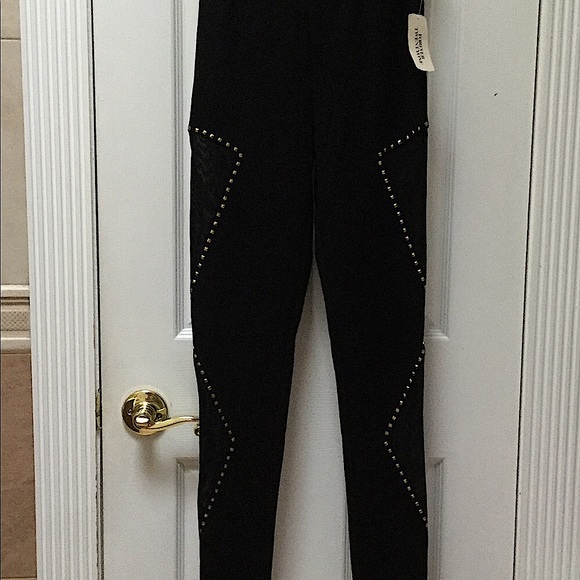 Forever 21 Pyramid Rock Stud Legging MESH Inserts Black S - Picture 5 of 8